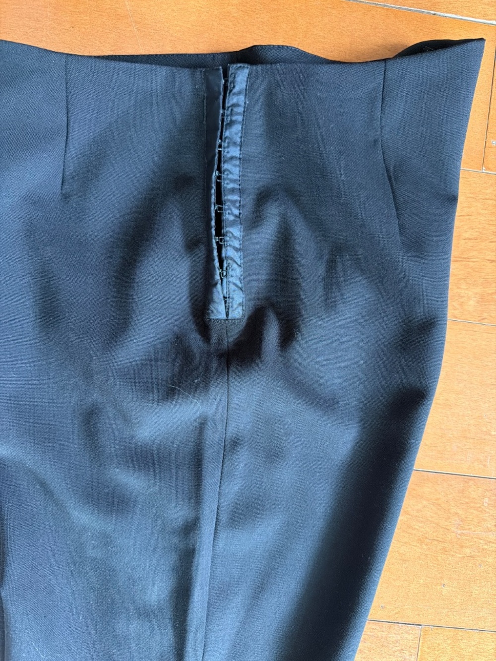 Dolce & Gabbana black crepe dress pants - Picture 2 of 4